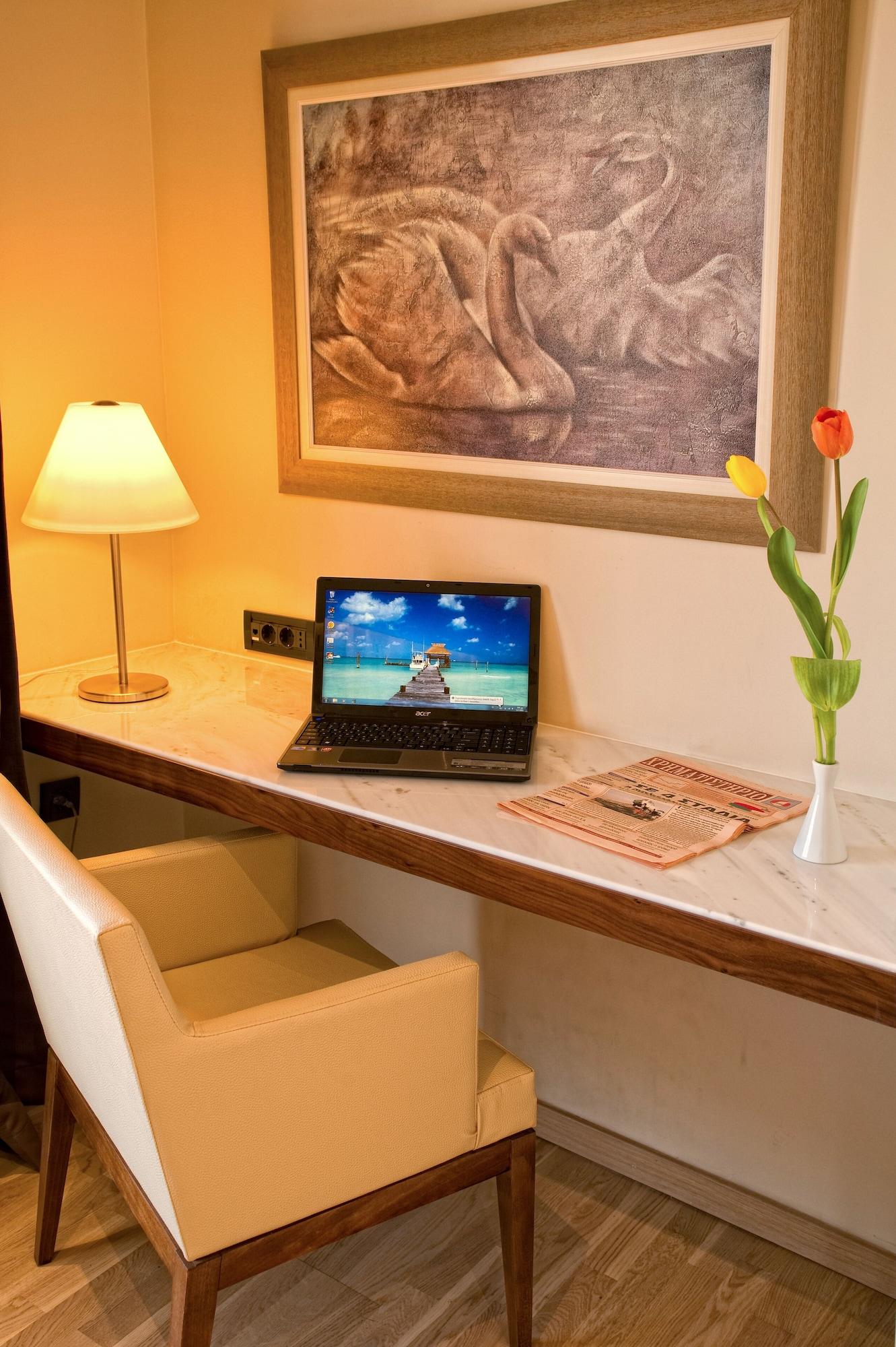 Pharae Palace Kalamata Ngoại thất bức ảnh
