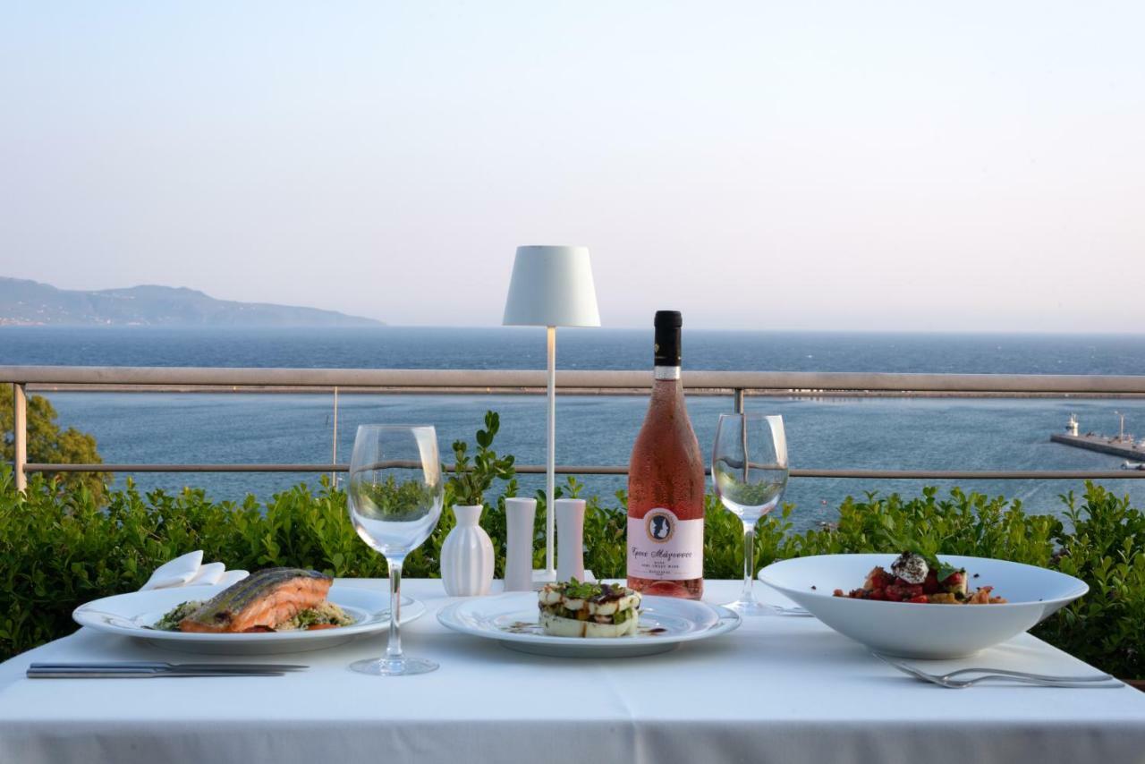 Pharae Palace Kalamata Ngoại thất bức ảnh
